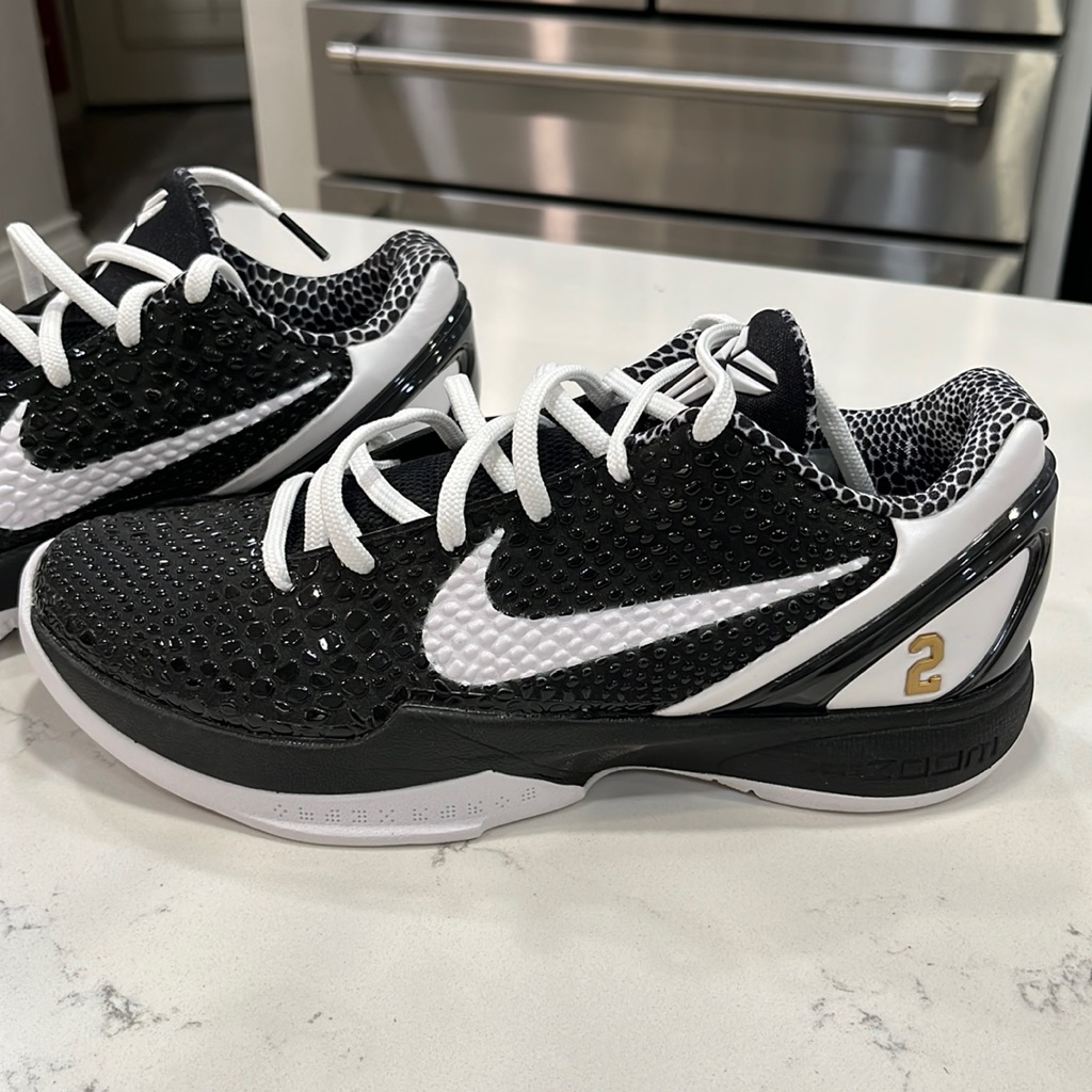 Kobe Vi Protro Shoes